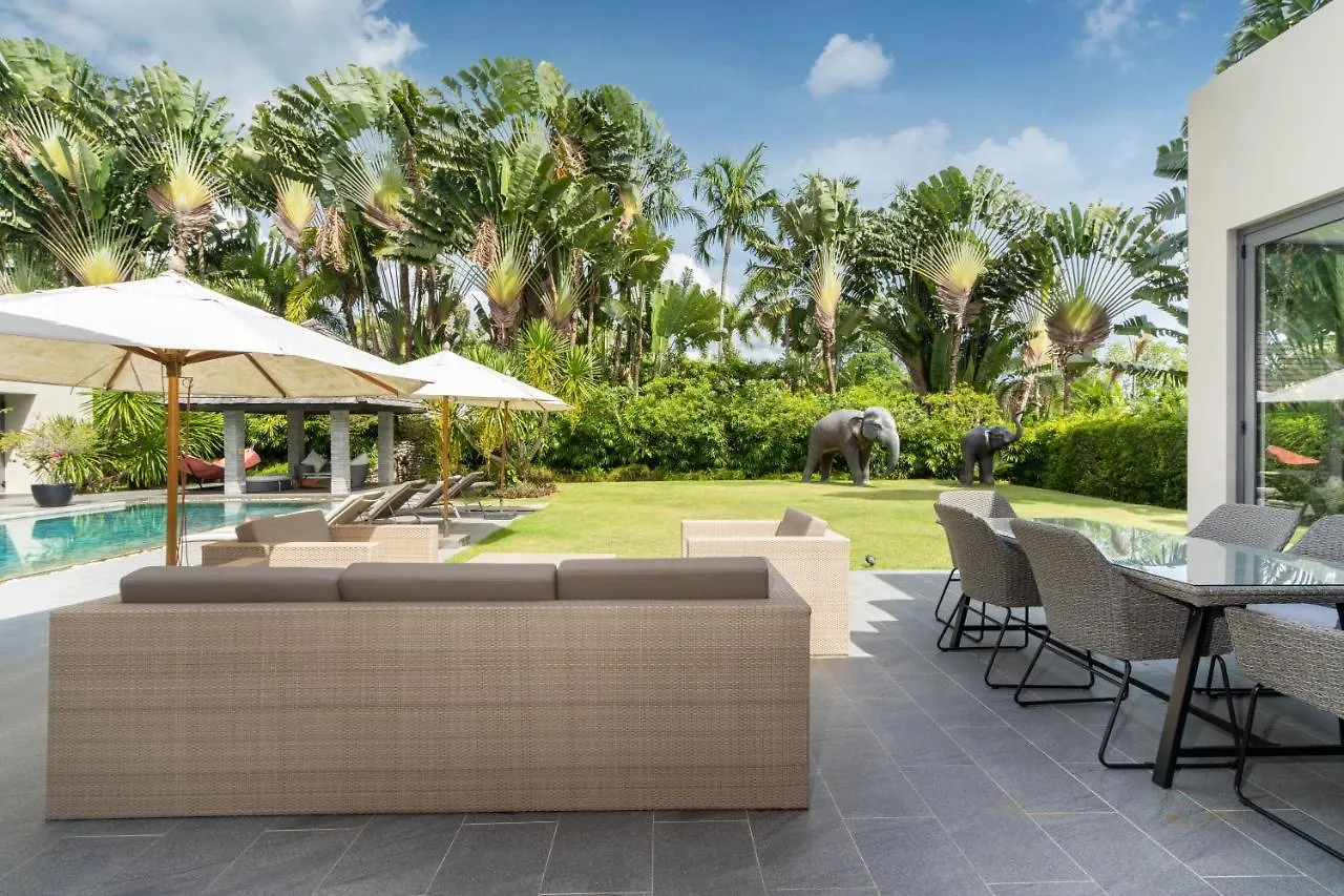 Luxury 3Br Villa C Layan Estate: Idyllic Retreat Near Beach